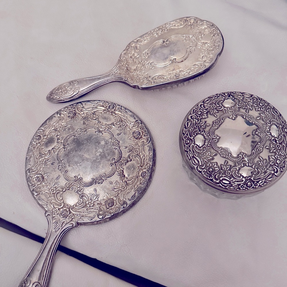 Vintage Silver Plated Vanity set